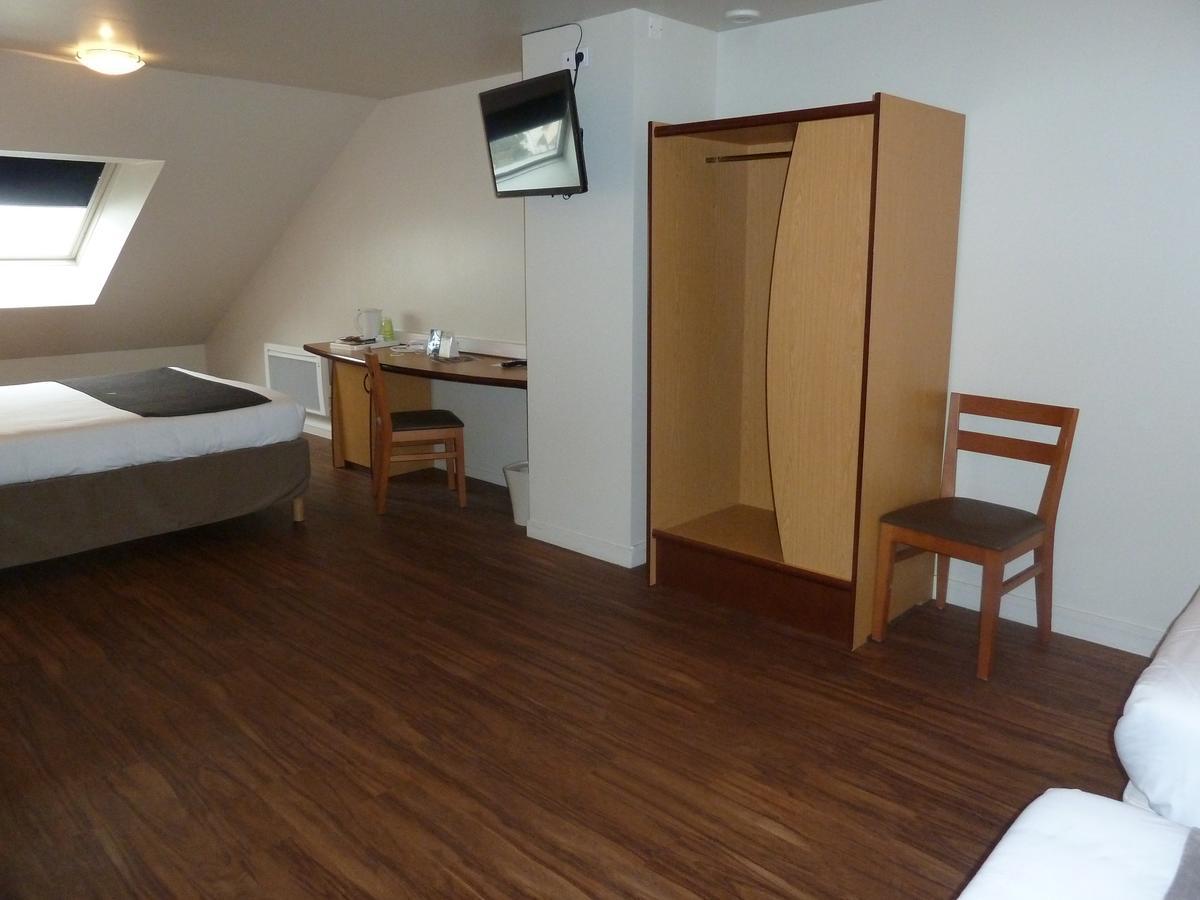 Campanile Le Mans Est Hotell Exteriör bild